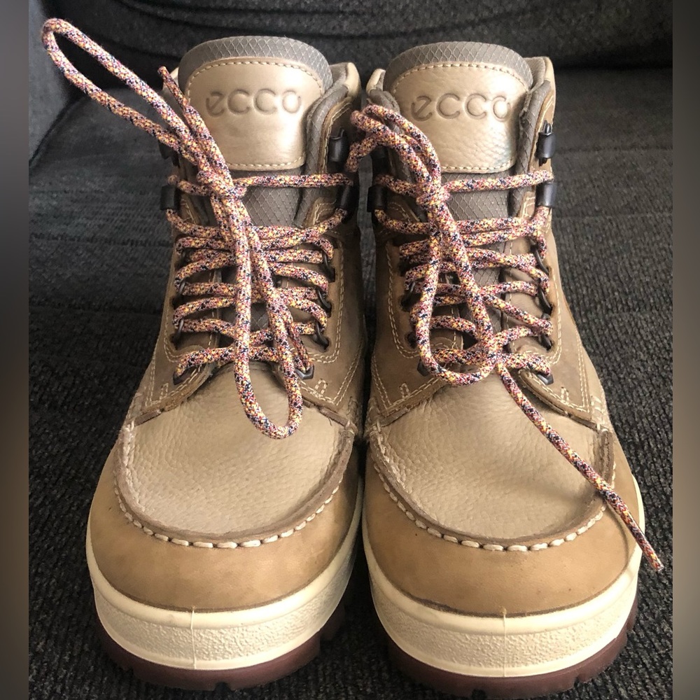 Ecco leather boots size 8.5 women’s gently used